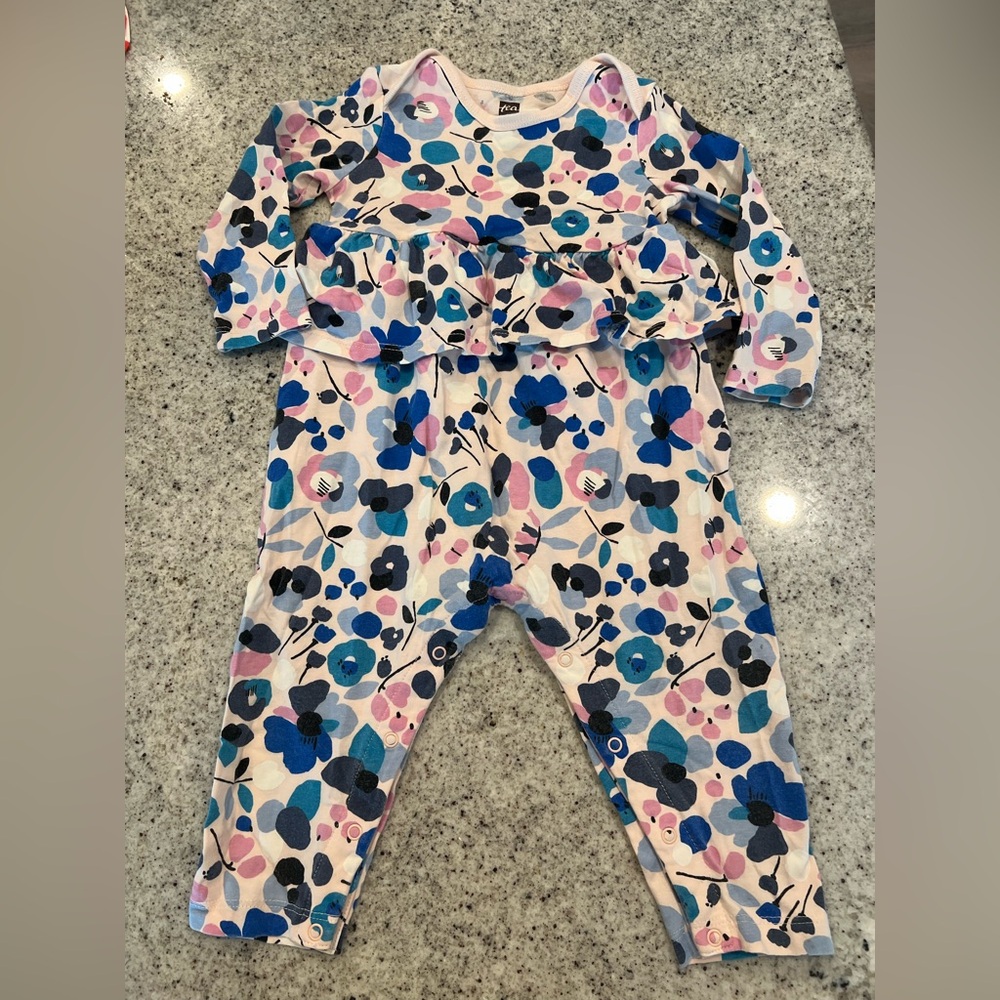 Tea Collection Romper baby girl 9-12 months